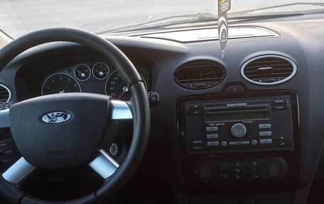 Ford Focus II рестайлинг, 2005 год, 185 000 рублей, 1 фотография