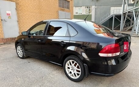 Volkswagen Polo VI (EU Market), 2011 год, 650 000 рублей, 3 фотография