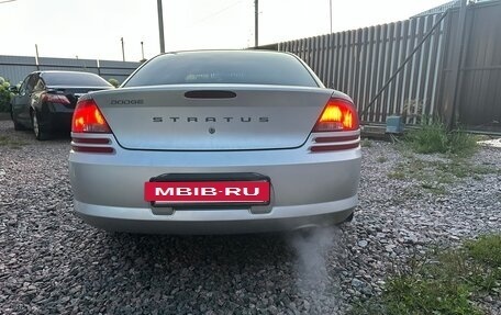 Dodge Stratus II, 2003 год, 249 000 рублей, 4 фотография