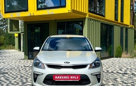 KIA Rio IV, 2018 год, 1 050 000 рублей, 2 фотография