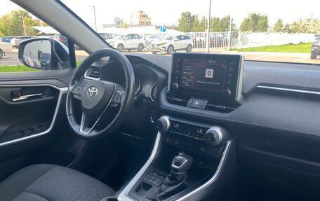 Toyota RAV4, 2021 год, 3 469 000 рублей, 7 фотография