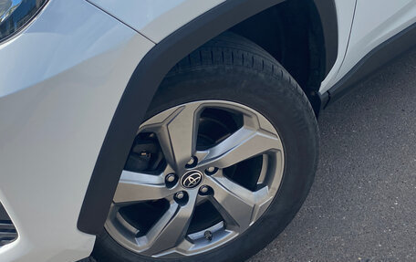 Toyota RAV4, 2021 год, 3 469 000 рублей, 5 фотография
