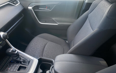 Toyota RAV4, 2021 год, 3 469 000 рублей, 15 фотография