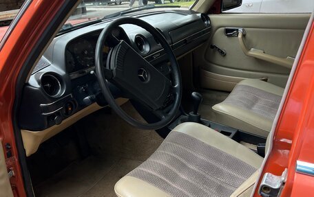 Mercedes-Benz W123, 1979 год, 450 000 рублей, 12 фотография