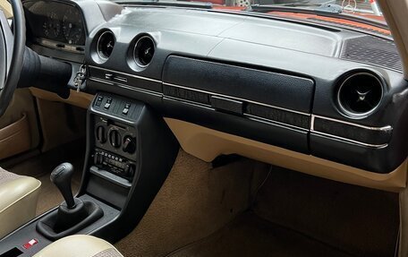 Mercedes-Benz W123, 1979 год, 450 000 рублей, 18 фотография
