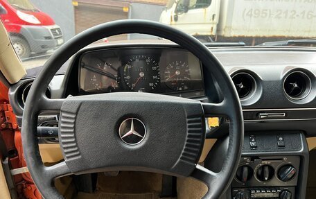 Mercedes-Benz W123, 1979 год, 450 000 рублей, 20 фотография