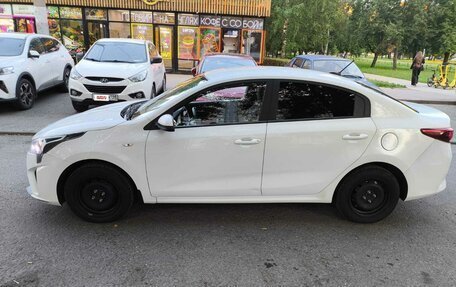 KIA Rio IV, 2021 год, 1 200 000 рублей, 3 фотография