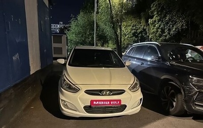 Hyundai Solaris II рестайлинг, 2013 год, 612 000 рублей, 1 фотография