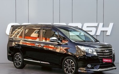 Toyota Noah III, 2014 год, 1 840 000 рублей, 1 фотография