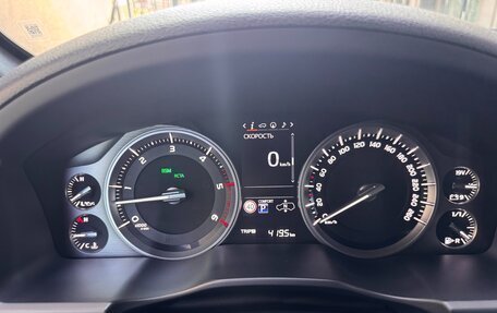 Toyota Land Cruiser 200, 2018 год, 7 100 000 рублей, 12 фотография