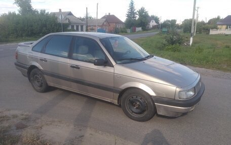 Volkswagen Passat B3, 1988 год, 145 000 рублей, 1 фотография