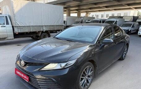 Toyota Camry, 2023 год, 2 731 000 рублей, 1 фотография