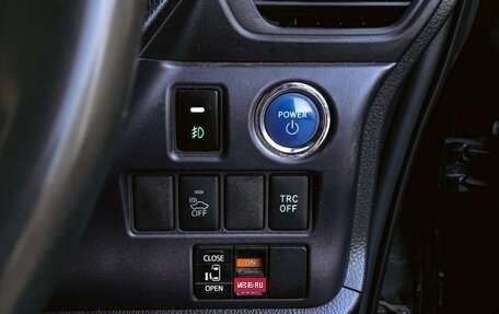 Toyota Noah III, 2014 год, 1 840 000 рублей, 18 фотография
