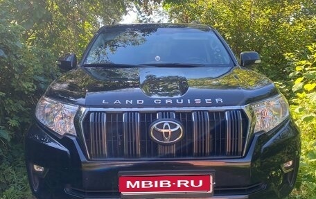 Toyota Land Cruiser Prado 150 рестайлинг 2, 2021 год, 6 500 000 рублей, 1 фотография