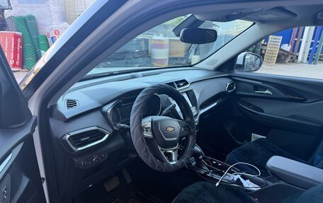 Chevrolet TrailBlazer, 2021 год, 2 100 000 рублей, 2 фотография