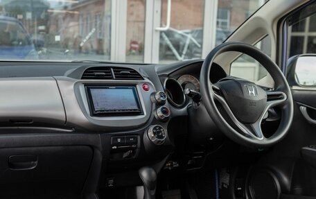 Honda Fit III, 2012 год, 850 000 рублей, 11 фотография