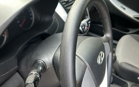 Hyundai Solaris II рестайлинг, 2012 год, 648 000 рублей, 4 фотография