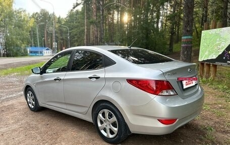 Hyundai Solaris II рестайлинг, 2012 год, 648 000 рублей, 7 фотография