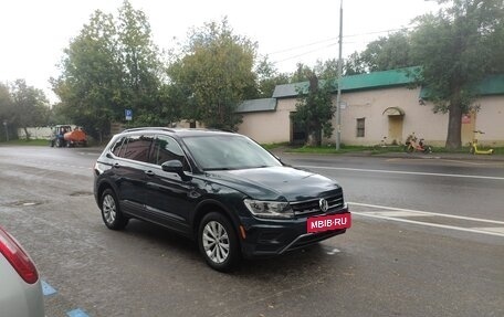Volkswagen Tiguan II, 2018 год, 2 125 000 рублей, 7 фотография