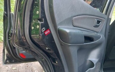 Hyundai Tucson III, 2008 год, 650 000 рублей, 1 фотография