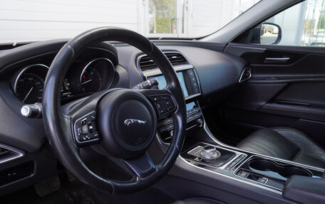 Jaguar XE I рестайлинг, 2015 год, 1 450 000 рублей, 11 фотография
