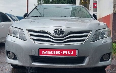 Toyota Camry, 2010 год, 1 000 000 рублей, 1 фотография