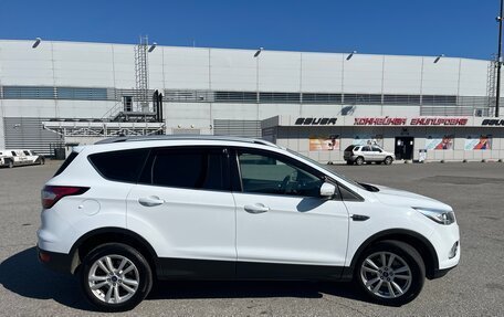 Ford Kuga III, 2017 год, 1 800 000 рублей, 8 фотография