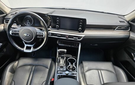 KIA K5, 2021 год, 2 300 000 рублей, 11 фотография