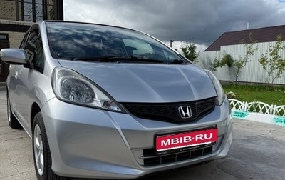 Honda Fit III, 2013 год, 550 000 рублей, 1 фотография