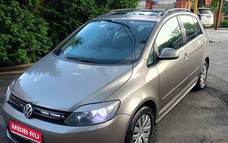 Volkswagen Golf VI, 2011 год, 850 000 рублей, 1 фотография