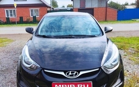 Hyundai Elantra V, 2014 год, 750 000 рублей, 1 фотография