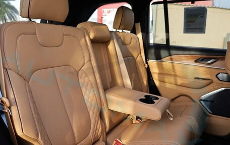 Jeep Grand Cherokee, 2025 год, 11 000 000 рублей, 23 фотография