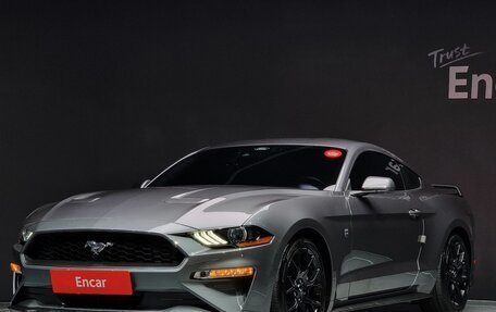 Ford Mustang VI рестайлинг, 2021 год, 3 122 000 рублей, 1 фотография