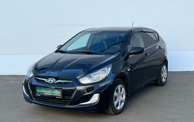 Hyundai Solaris II рестайлинг, 2013 год, 455 000 рублей, 1 фотография
