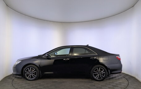 Toyota Camry, 2017 год, 1 950 000 рублей, 8 фотография