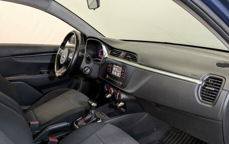 KIA Rio IV, 2021 год, 1 030 000 рублей, 10 фотография