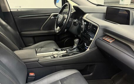Lexus RX IV рестайлинг, 2018 год, 4 000 000 рублей, 7 фотография