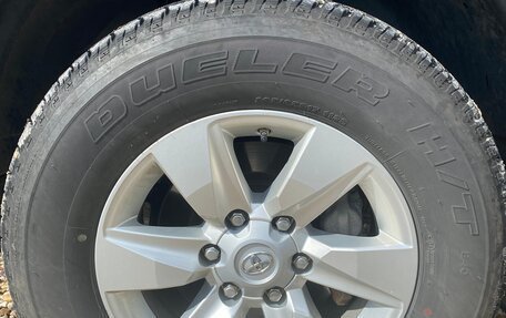 Toyota Land Cruiser Prado 150 рестайлинг 2, 2021 год, 6 500 000 рублей, 6 фотография