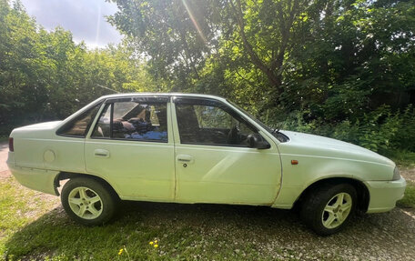 Daewoo Nexia I рестайлинг, 2010 год, 100 000 рублей, 3 фотография
