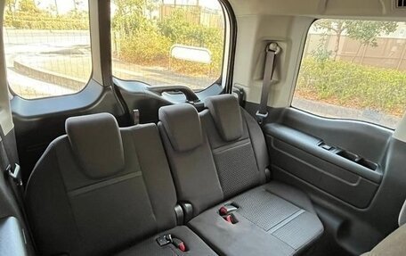 Honda Stepwgn IV, 2021 год, 2 070 000 рублей, 12 фотография