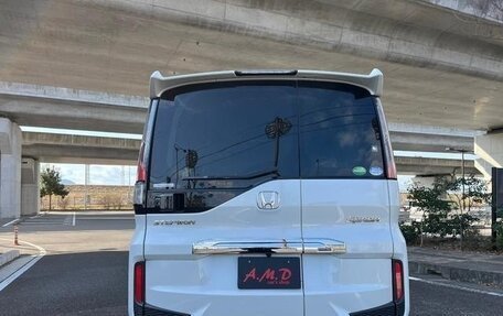Honda Stepwgn IV, 2021 год, 2 070 000 рублей, 6 фотография