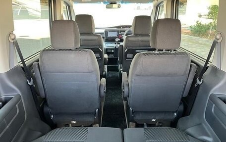 Honda Stepwgn IV, 2021 год, 2 070 000 рублей, 18 фотография