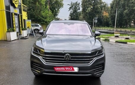 Volkswagen Touareg III, 2020 год, 5 900 000 рублей, 4 фотография