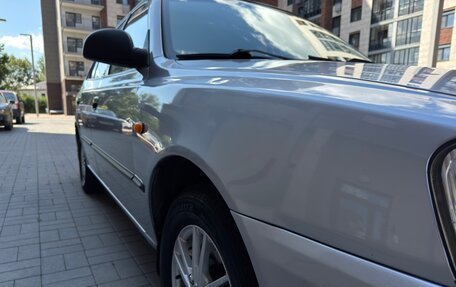 Hyundai Accent II, 2004 год, 375 000 рублей, 13 фотография