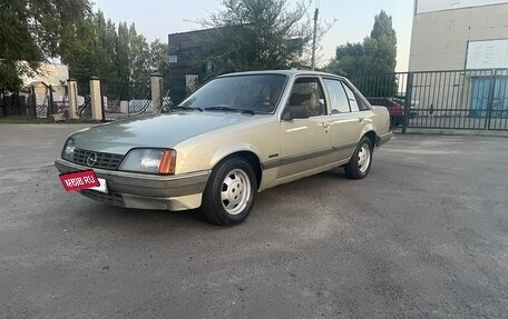 Opel Rekord E, 1984 год, 178 000 рублей, 3 фотография