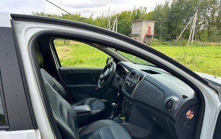 Renault Logan II, 2020 год, 660 000 рублей, 3 фотография