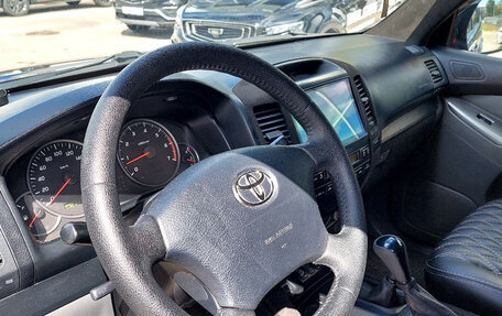 Toyota Land Cruiser Prado 120 рестайлинг, 2006 год, 1 660 000 рублей, 9 фотография