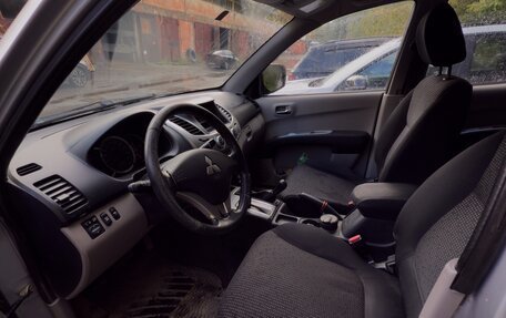 Mitsubishi L200 IV рестайлинг, 2012 год, 1 200 000 рублей, 6 фотография