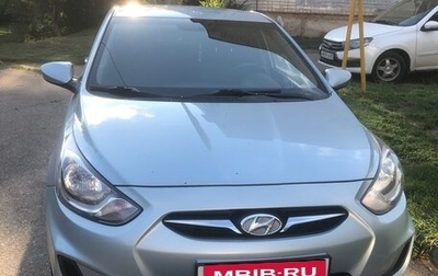 Hyundai Solaris II рестайлинг, 2013 год, 670 000 рублей, 1 фотография