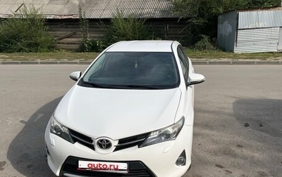 Toyota Auris II, 2013 год, 1 300 000 рублей, 1 фотография